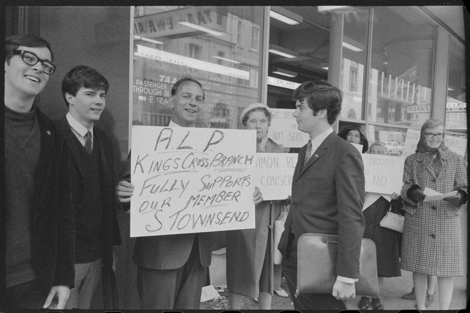 Supporters at a 1968 street rally holding a sign reading A.L.P. Kings Cross Branch fully supports our member S. Townsend